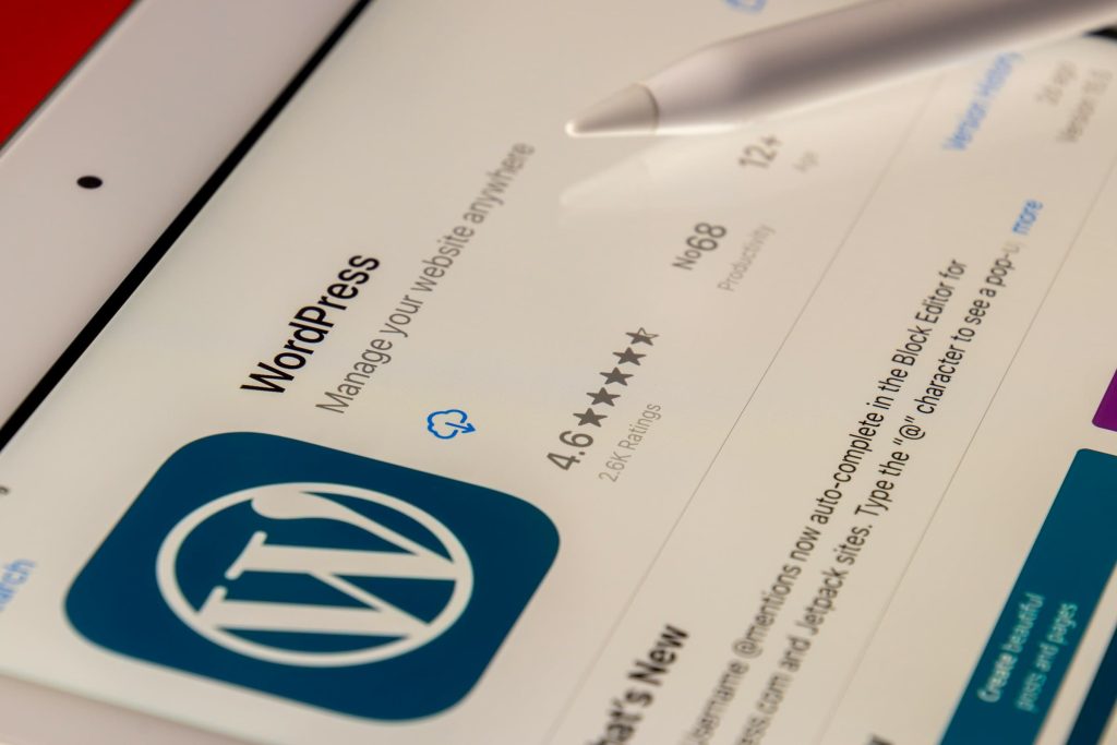 Les formations WordPress en ligne offrent souvent l'opportunité d'apprendre directement auprès de véritables virtuoses du domaine. 